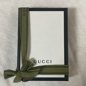 mini brown Gucci wallet (SOLD)